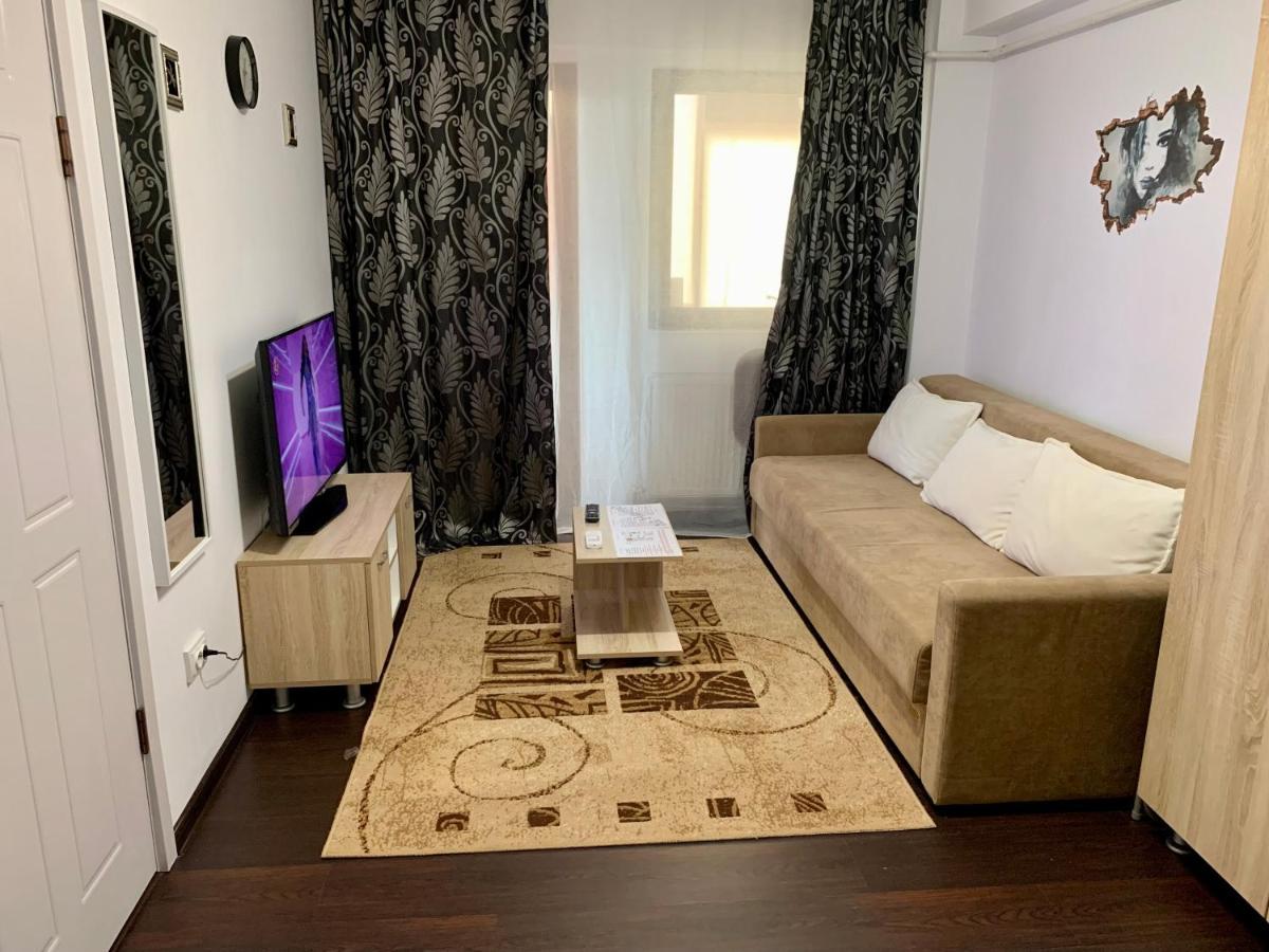 יאשי At Home מראה חיצוני תמונה